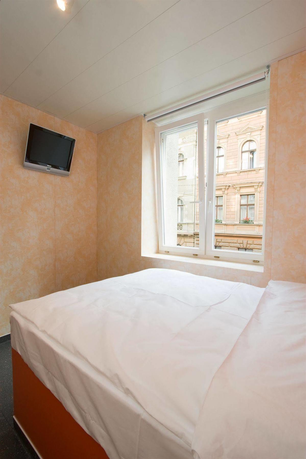 Easyhotel Budapest Oktogon Luaran gambar