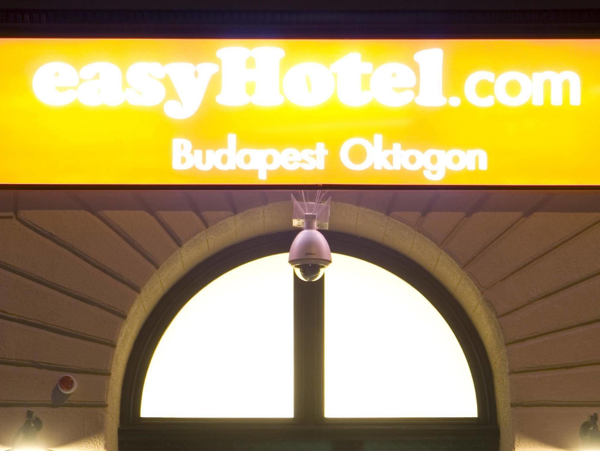 Easyhotel Budapest Oktogon Luaran gambar